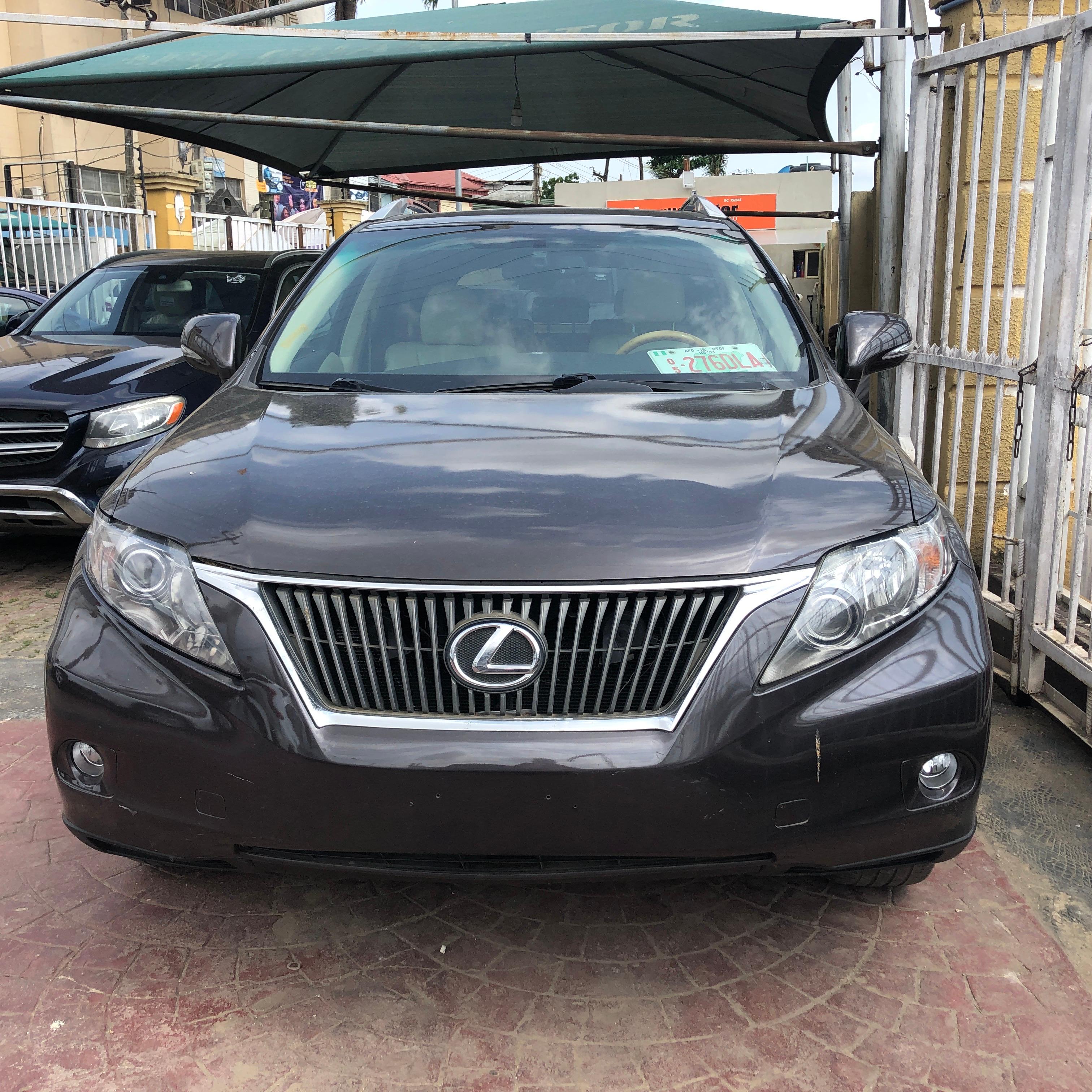 Lexus