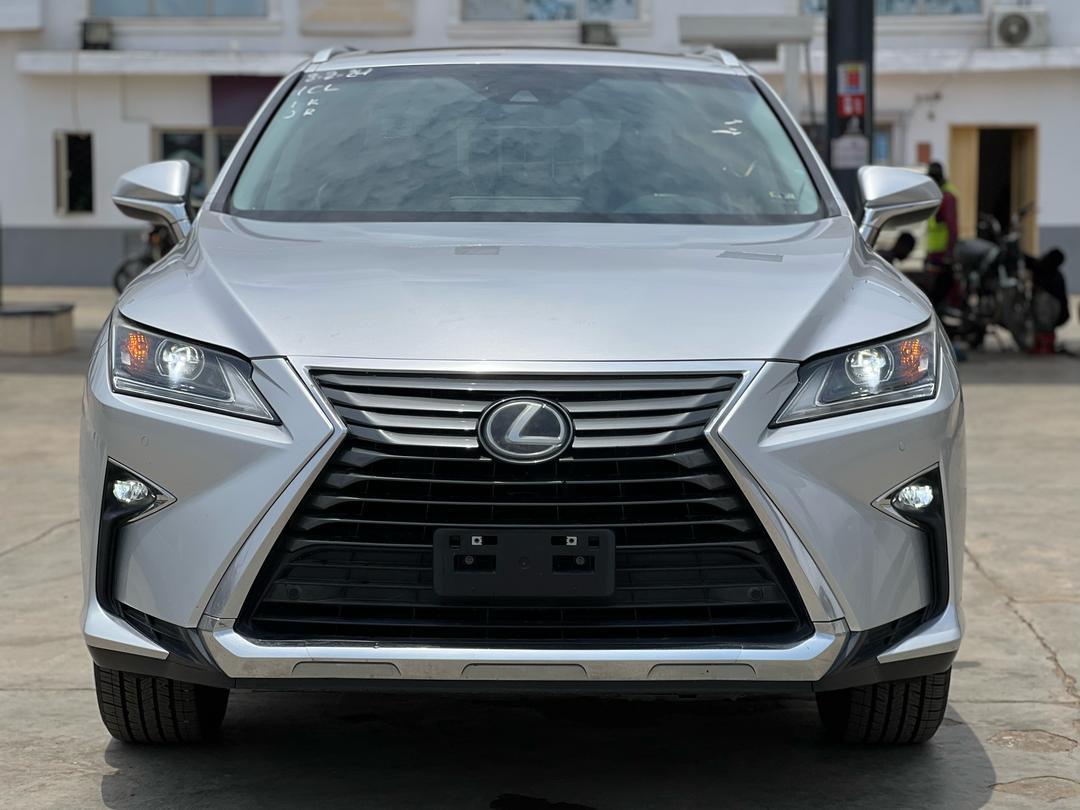 Lexus